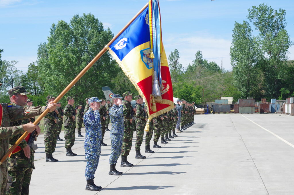 Ceremonie de depunere a jurământului militar